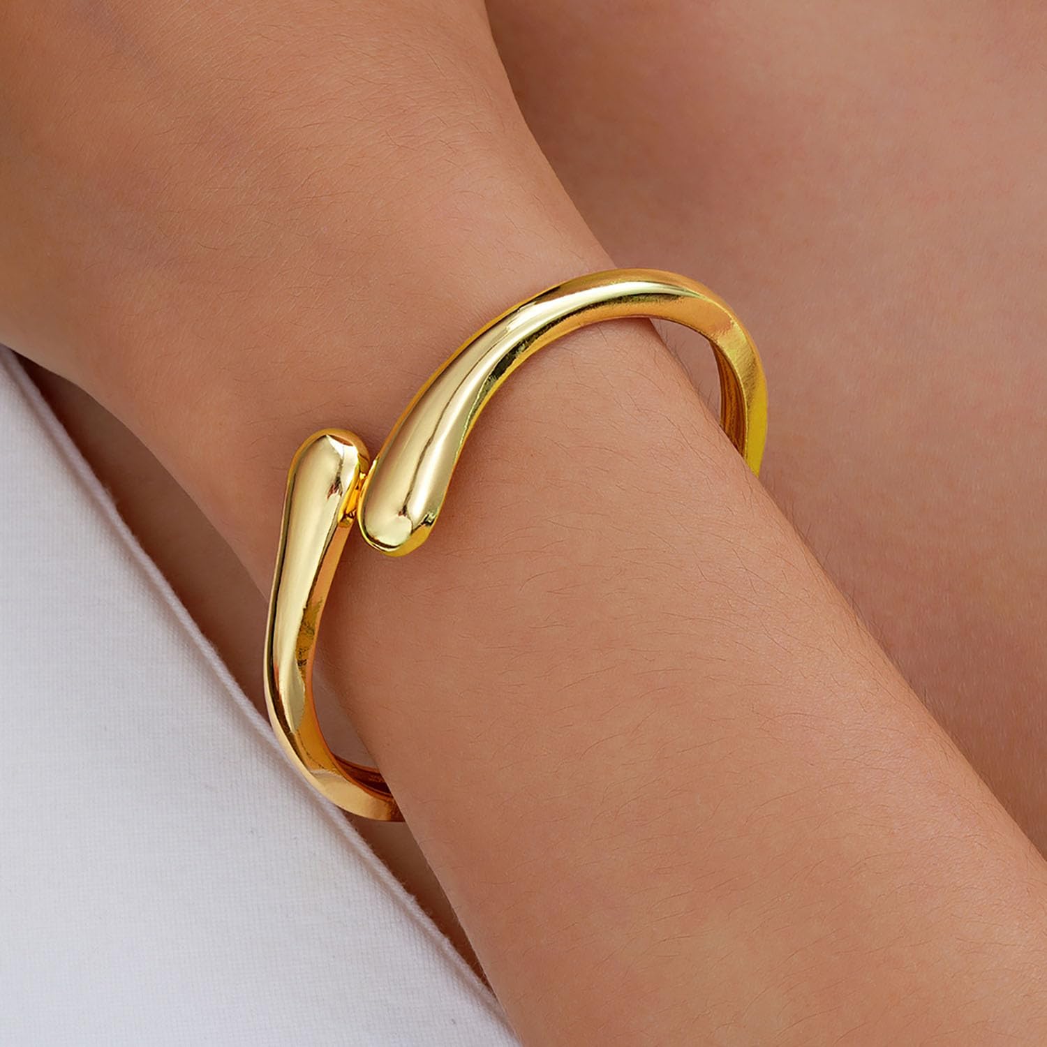 Gold Bangle Bracelets for Women Teens Trendy Chunky Adjustable Twist Cuff Bracelet Jewelry Gifts